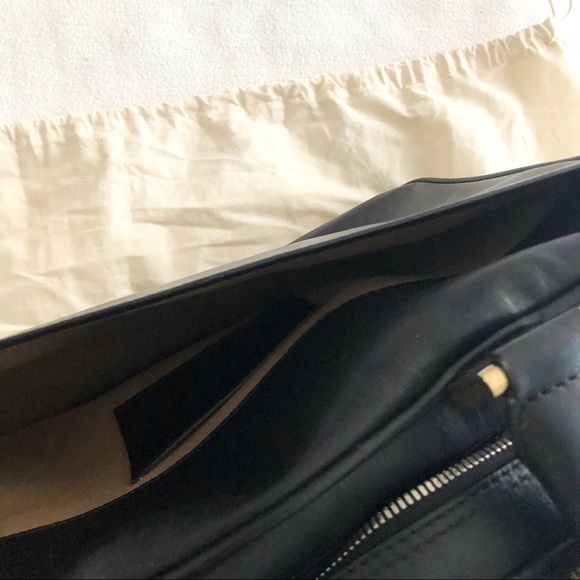 ❌SOLD❌ Want Les Essentiels Trudeau Laptop Bag - Picture 5 of 7
